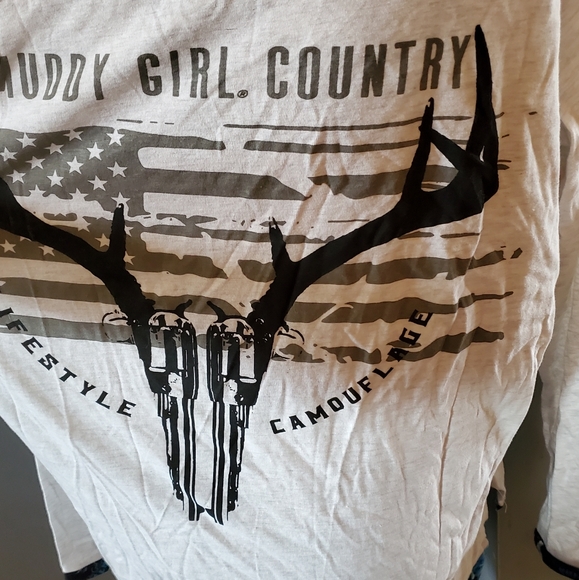 Muddy Girl baseball tshirt - Picture 3 of 5